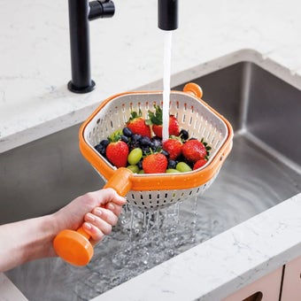 2-in-1 colander and salad spinner
