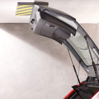 Black & Yellow Wall Protector 50x25x2.5cm