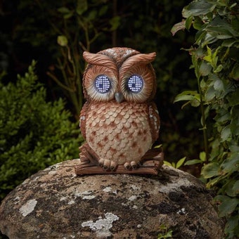 Blinkin’ Owl | Solar Powered Blinking Garden Ornament Light