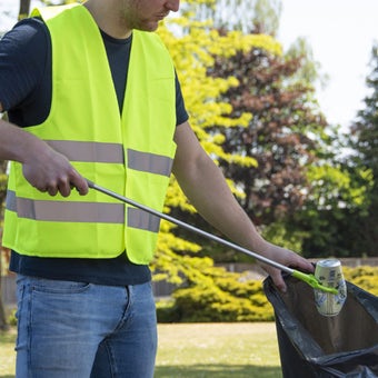 Cleanup Tool for Effortless Litter Picking