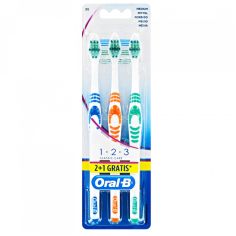 Oral-B Classic Care - Pack of 3