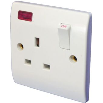 13amp 1 Gang Flush Socket Switched With Pilot Light