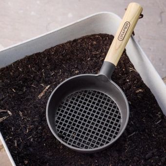 Draper Garden Hand Sieve | Ash Wood Handle, 30% Recycled Plastic Soil Sieve