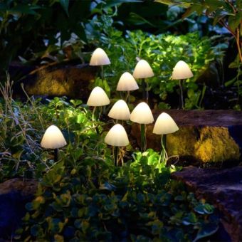 LumiShroom Solar Mushroom Stake Lights Set of 10 with Warm White LEDs for Outdoor Gardens 2.7m