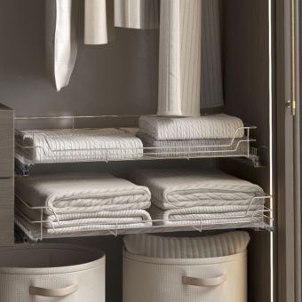 Soft Close Pull-Out Chrome Wire Basket for 600mm Kitchen or Wardrobe Unit Storage