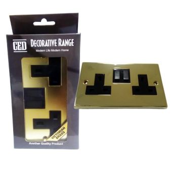 CED Victorian Brass 2 Plug Socket