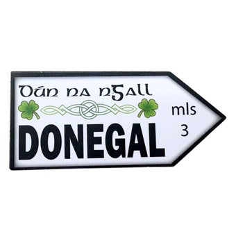 Donegal Shamrock Wooden Road Sign Magnet