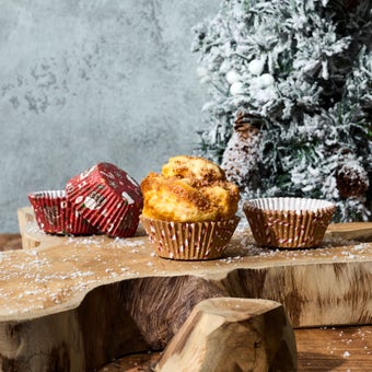 Christmas Paper Baking Moulds – 75 Pack I 7.5 x 3 cm