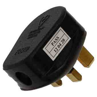 Black 13A Fused Rubber Plug