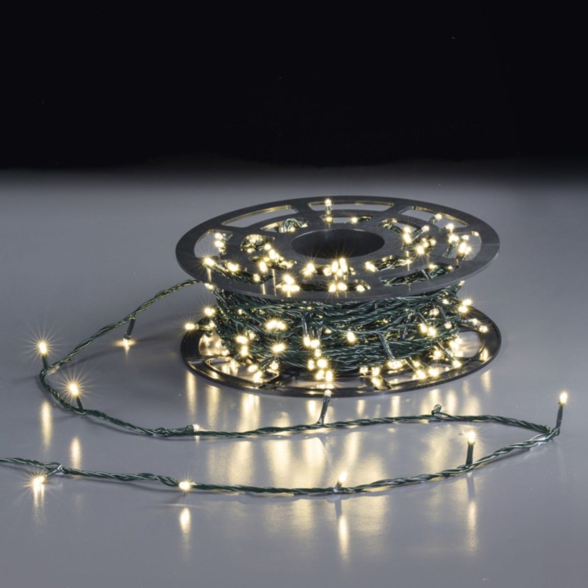 Premier Small Black Plastic Christmas Light Storage Reel – Keep Your Festive Lights Organised and Tangle-Free