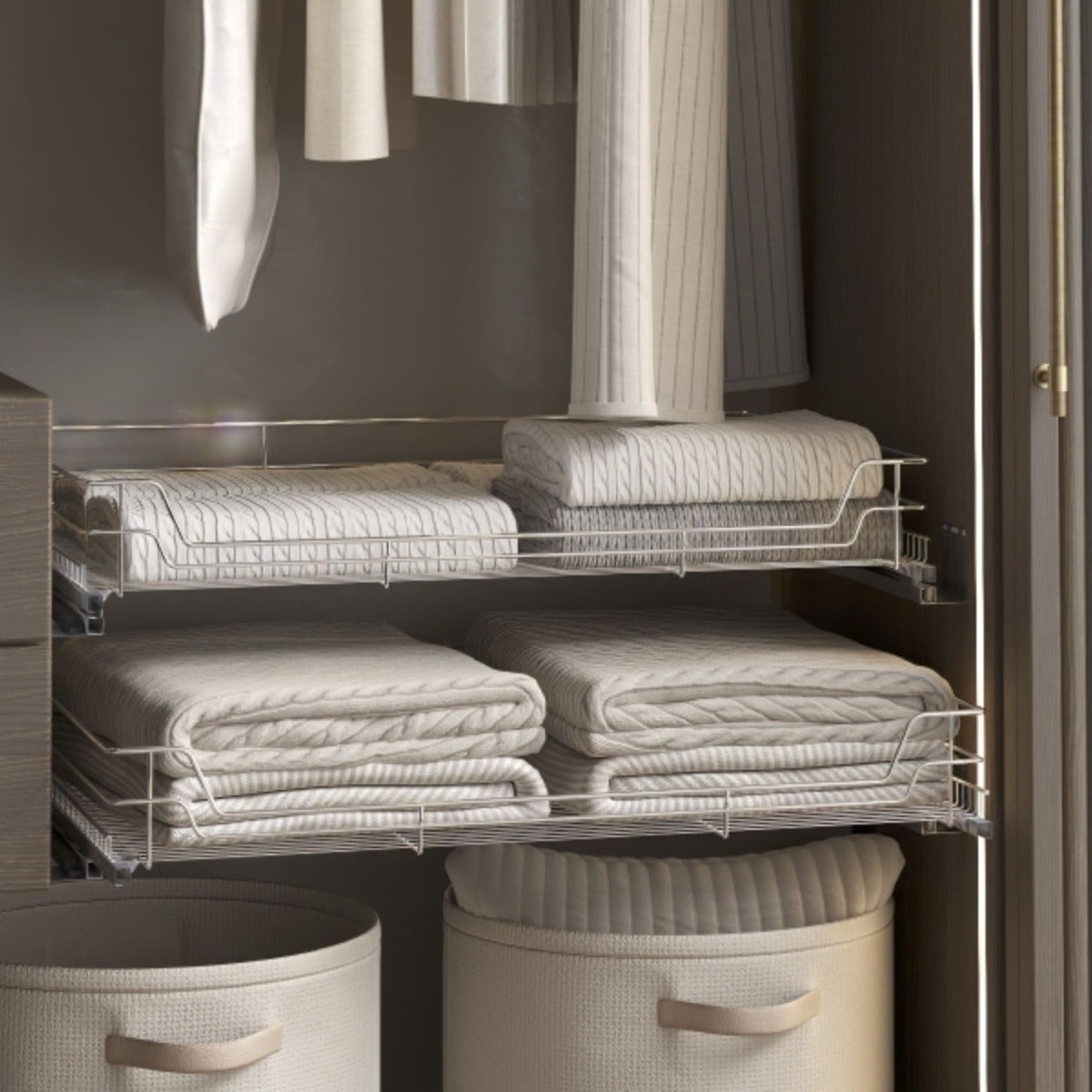 Soft Close Pull-Out Chrome Wire Basket for 600mm Kitchen or Wardrobe Unit Storage