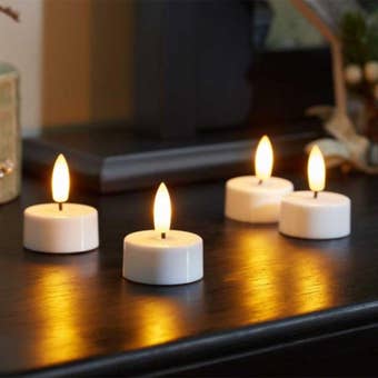 Faux Flame T-Light Set - 4 Pack LED Tealights 5cm