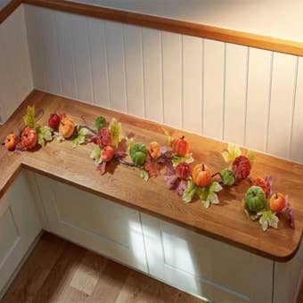 MiniKin Garland 180cm – Plush Pumpkin Decorative Autumn and Halloween Garland