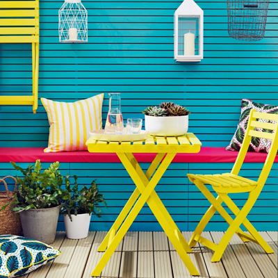 How to Restore your Wooden Garden Furniture 